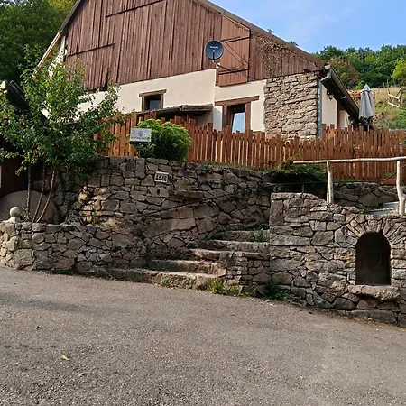 Au Calme A Vue Jardin, Parking & Wi-fi Gratuit *