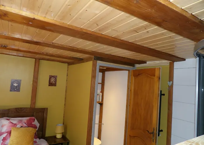 Au Calme A Vue Jardin, Parking & Wi-fi Gratuit *