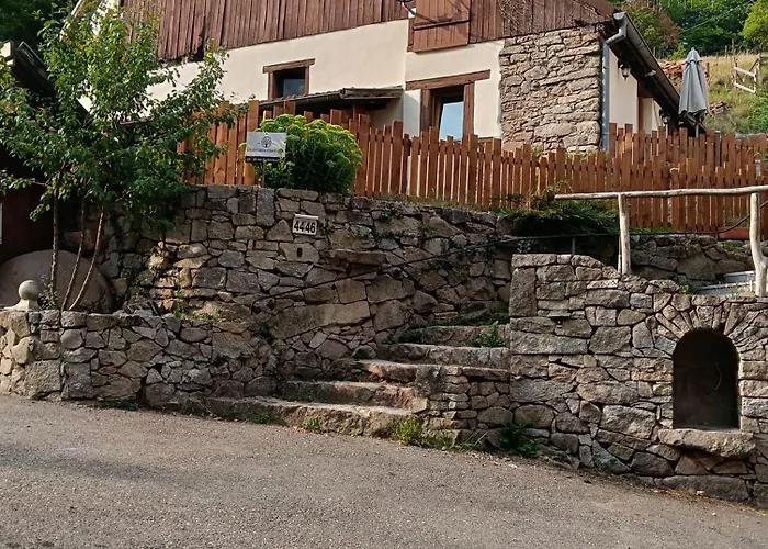 Au Calme A Vue Jardin, Parking & Wi-fi Gratuit *